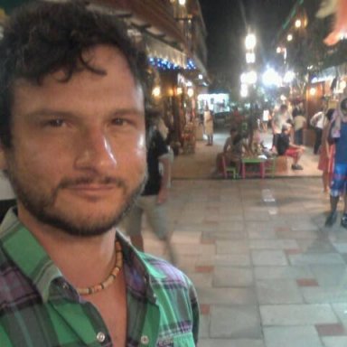 CheapDomainDeals.com